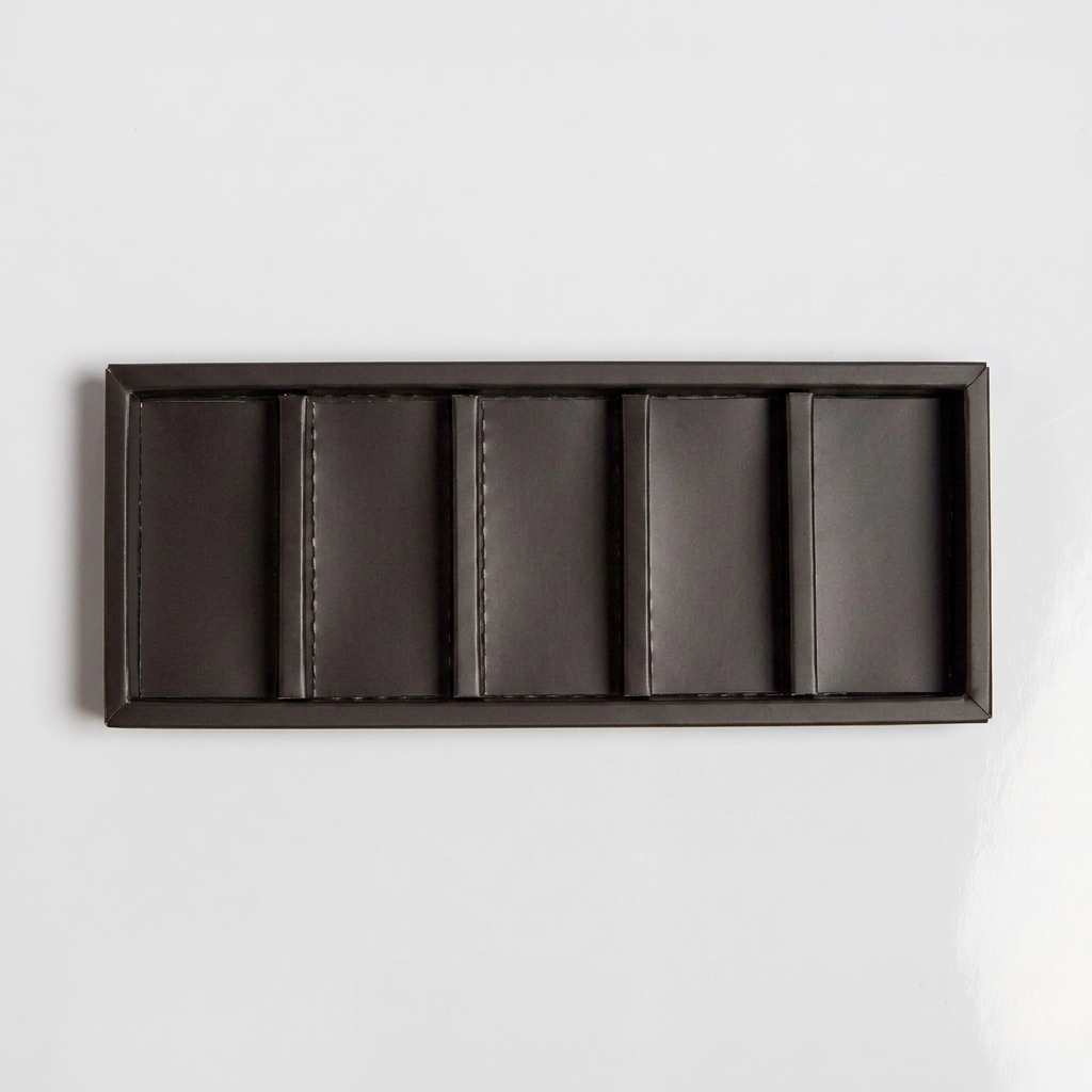 Atelier 10 Narrow Rows Brown